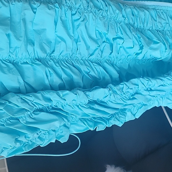 Shoulder nyon trench NWT 💛 - Picture 3 of 7